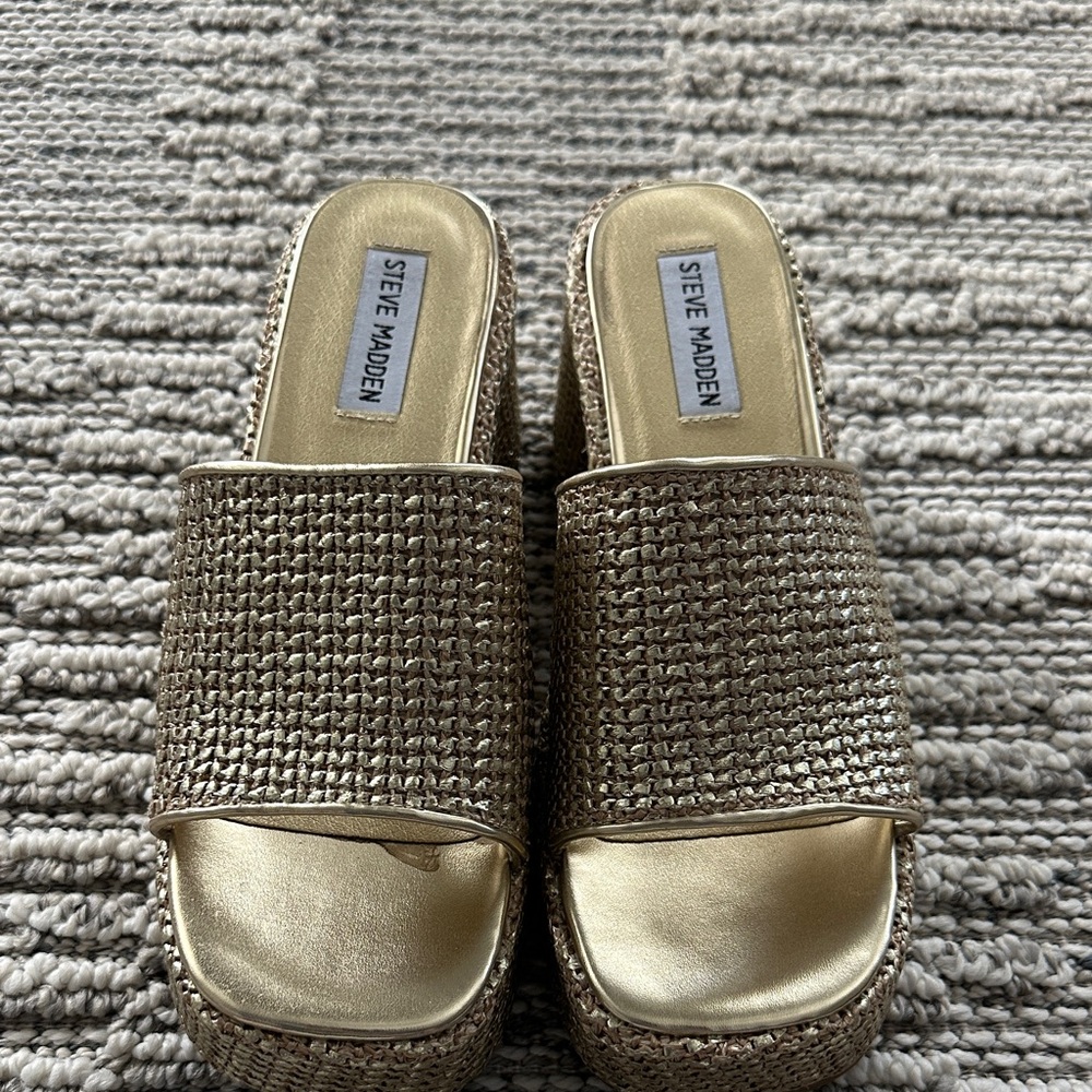 Steve Madden Gold Woven Platform Slide Mules